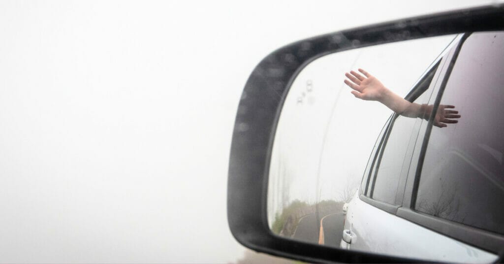 how to fog up car windows for privacy